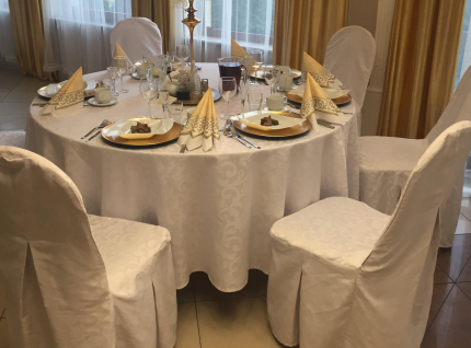 Restaurant interior showcase 1